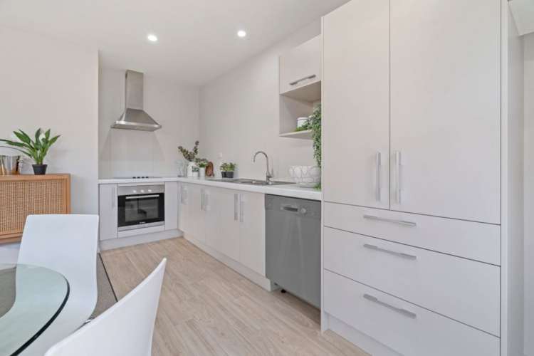 11g Clarence Street South Addington_8