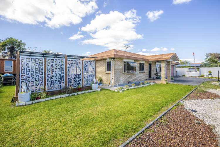 64a Robertson Road Favona_3