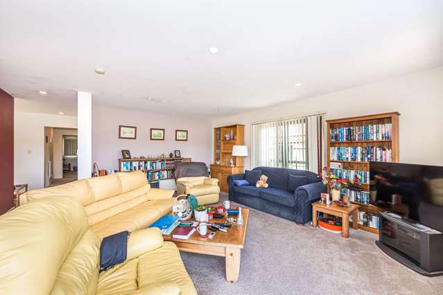 26 Parkwood Crescent Gulf Harbour_3