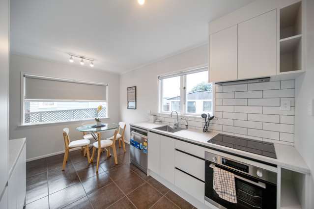 21 Plumley Crescent Mangere_4