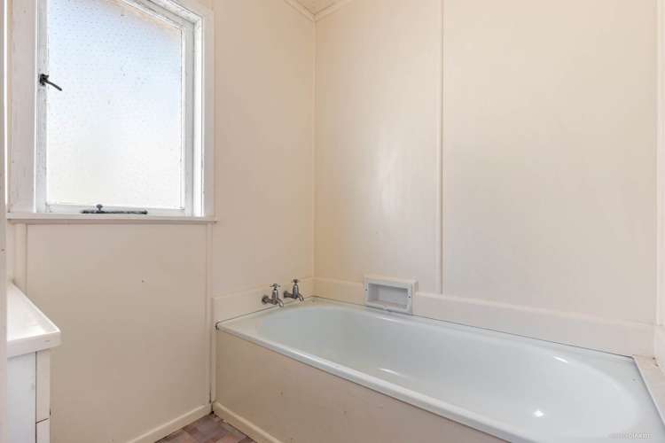 50 Tahi Terrace Glen Eden_6