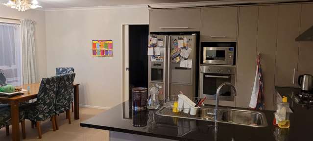 4 Stamford Crescent Flat Bush_2