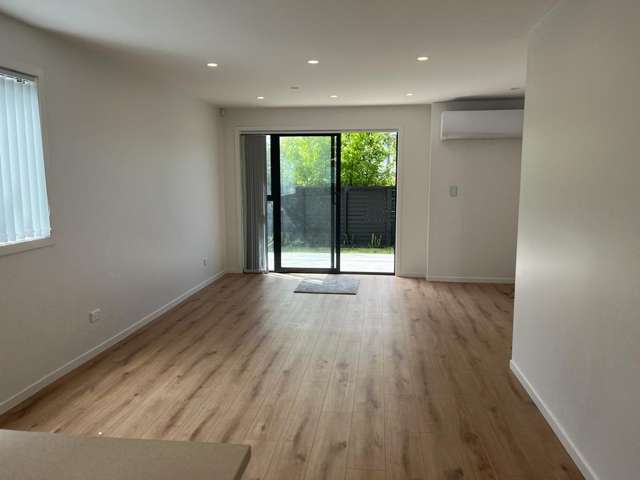 2/28 Croydon Road 1732_1