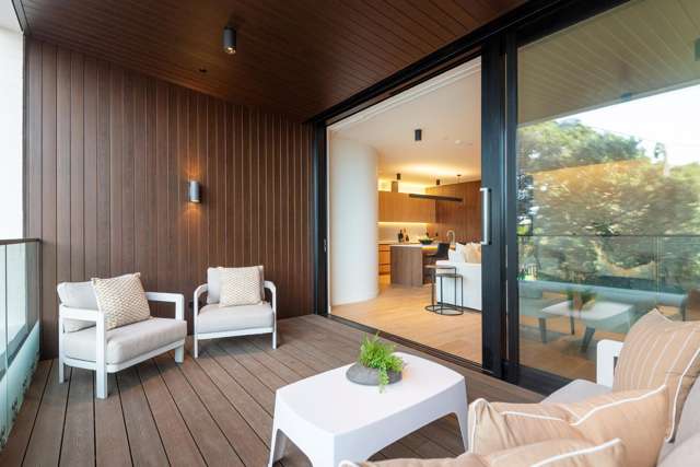 13/423-427 Beach Road Mairangi Bay_4