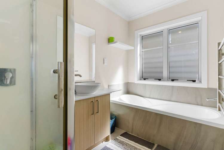 80 Arrowsmith Drive Flat Bush_13