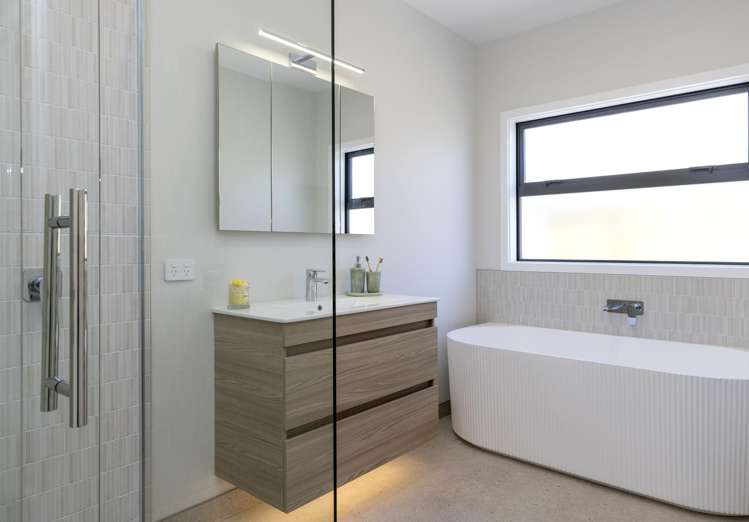 15 Makomako Crescent Wharewaka_28