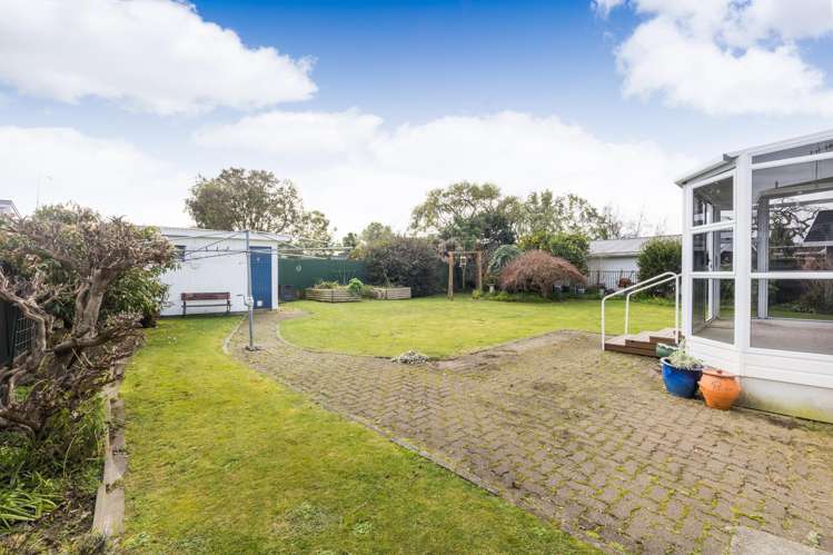 36 Cedar Crescent Feilding_15