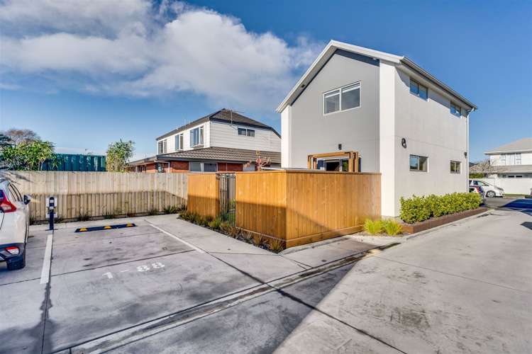 1/88 Peverel Street Riccarton_14