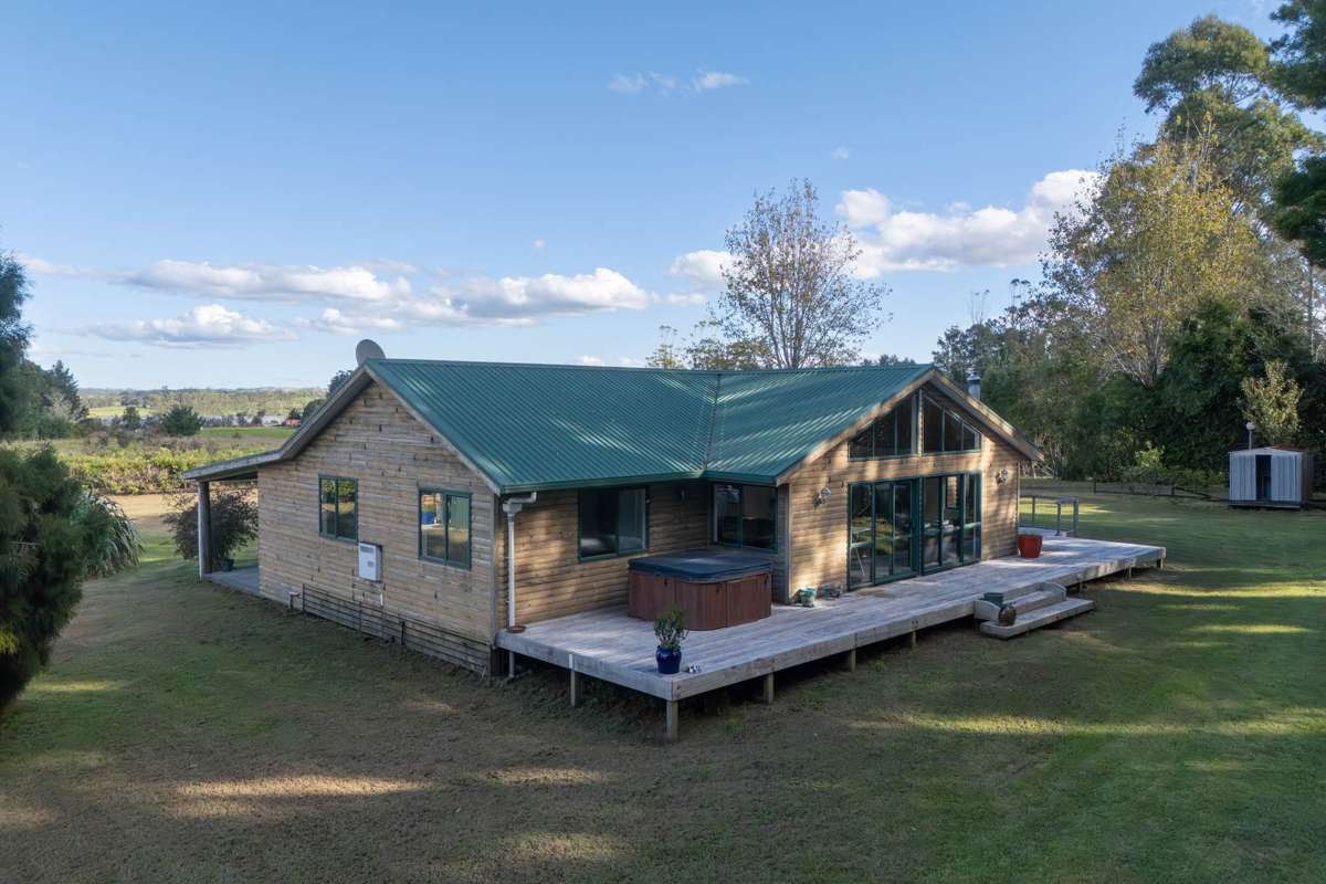 215 Sandys Road_1