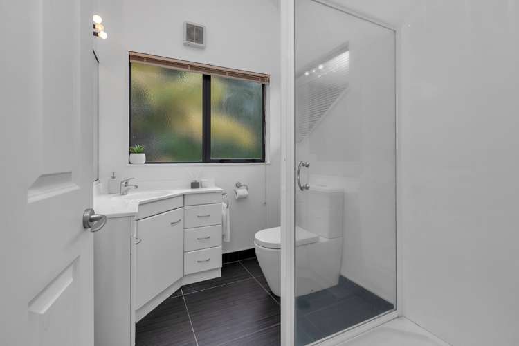 26 Magnolia Avenue Kamo_16