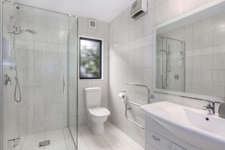 20 Endeavour Drive Whitby_17