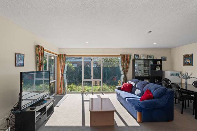 2/356 Yaldhurst Road Avonhead_1