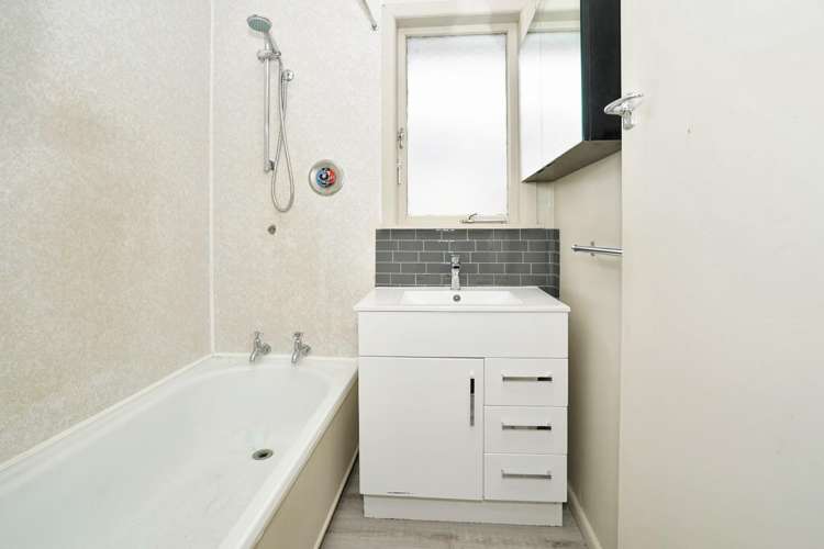 25 Ranui Street 1057_12