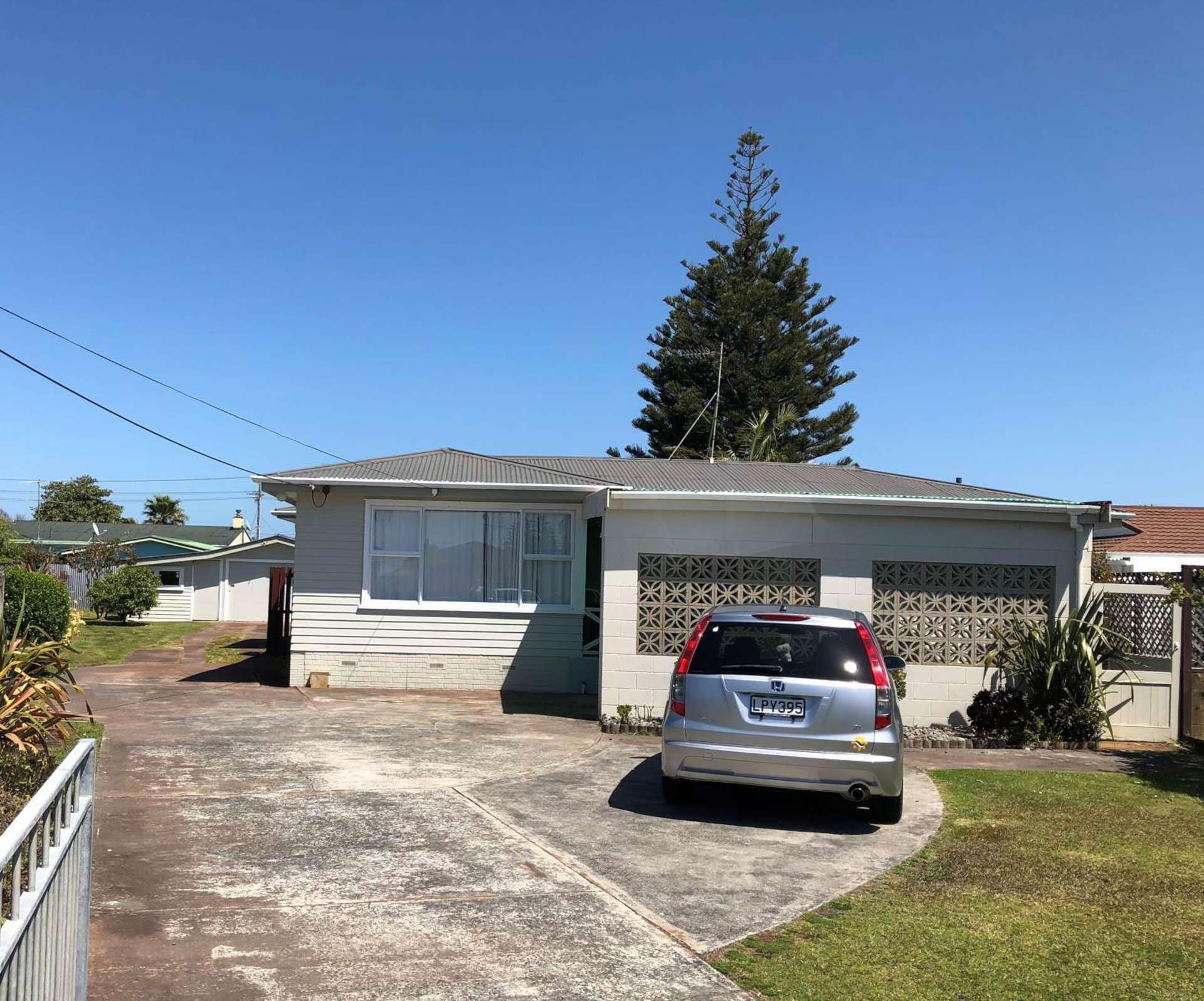 16 Edward Avenue Orewa_0