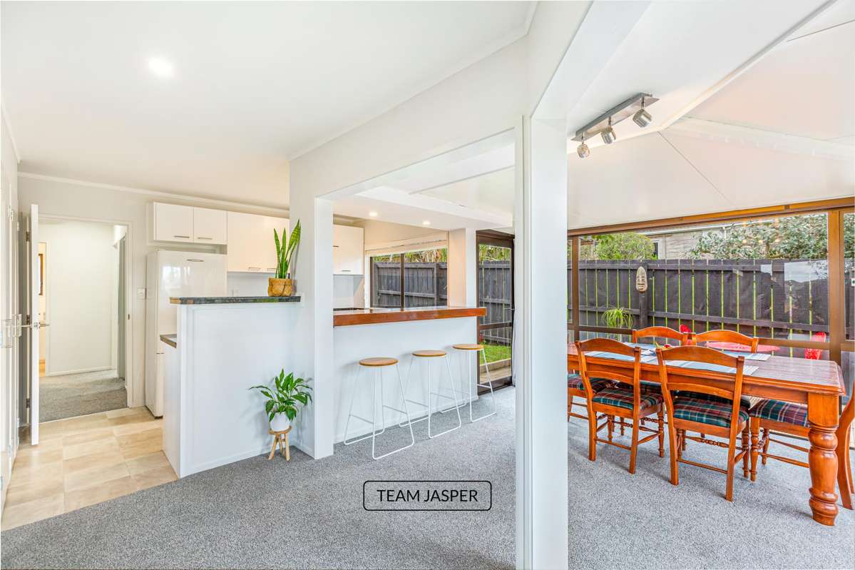 2/190 Norman Lesser Drive_1