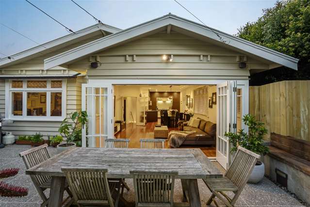 24 Aroha Avenue Sandringham_3