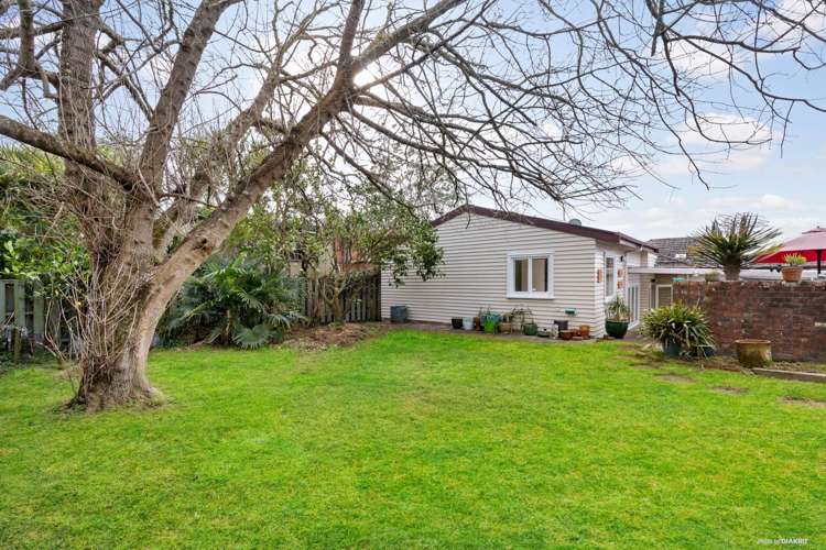 62 Landscape Road Mount Eden_11