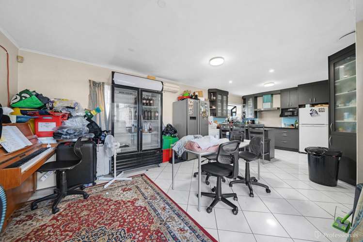 8 Buckland Road Mangere East_3