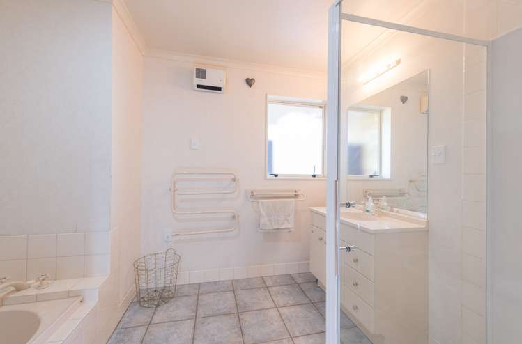 14 Saint James Avenue Richmond_14