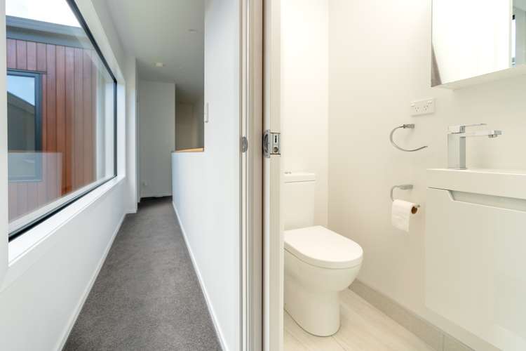 2/50 Mandalay Terrace Khandallah_12