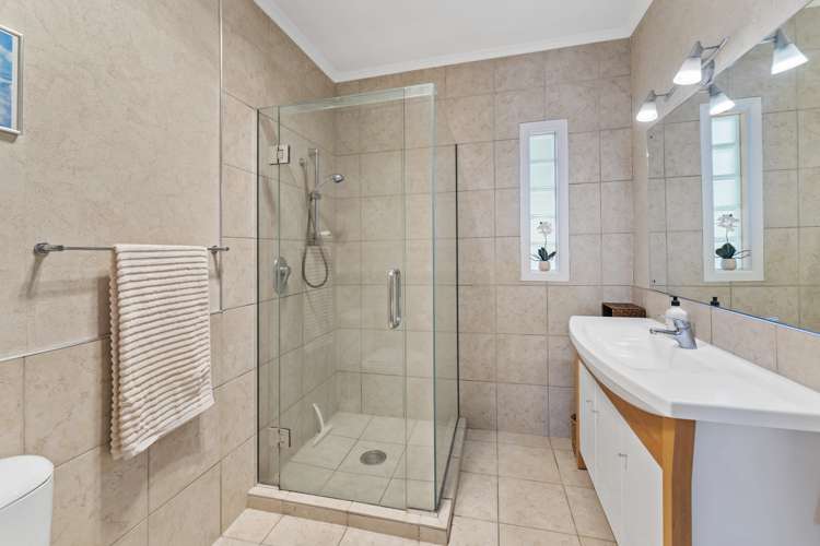 25 Moncrieff Avenue Britannia Heights_16