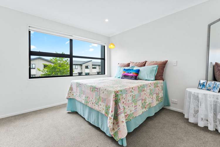 18 Haddington Drive Flat Bush_10