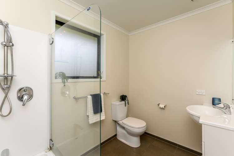 1185f South Road Oakura_23