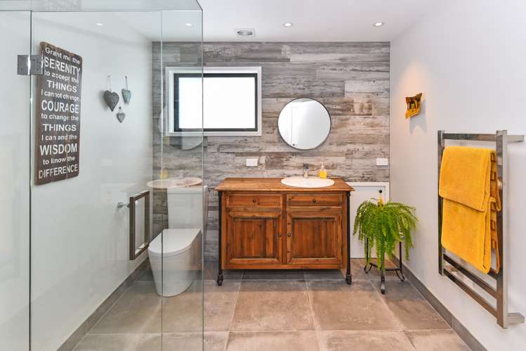 13a Goble Road Clarks Beach_15