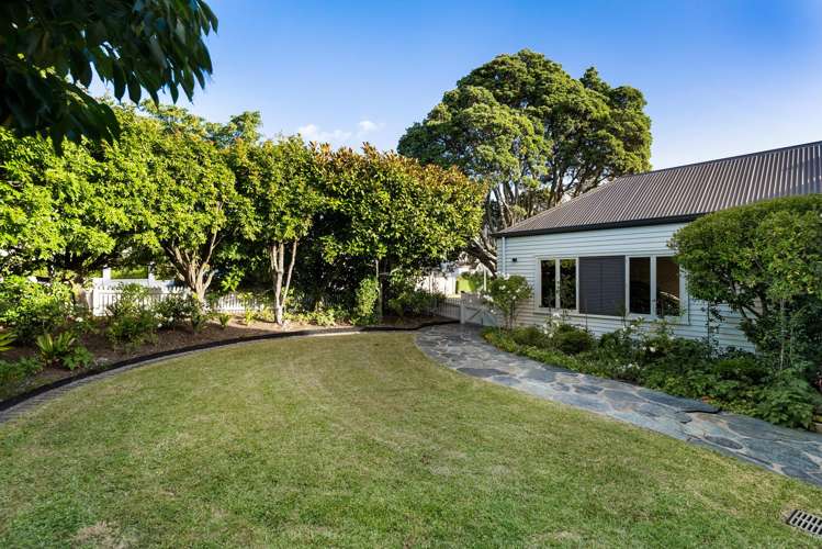 827 Riddell Road St Heliers_31