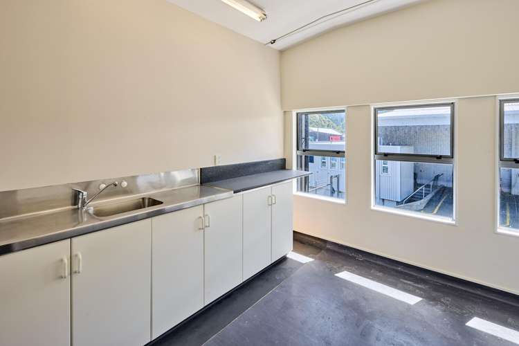 34 Kaiwharawhara Road Kaiwharawhara_14