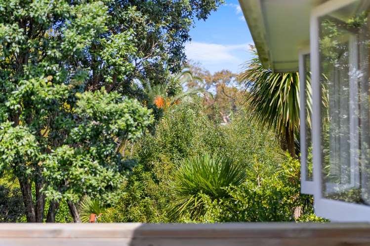 4 Glengarry Road Glen Eden_15