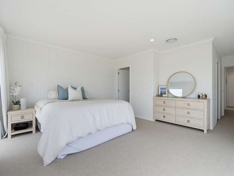 14 Piripai Rise Coastlands_23