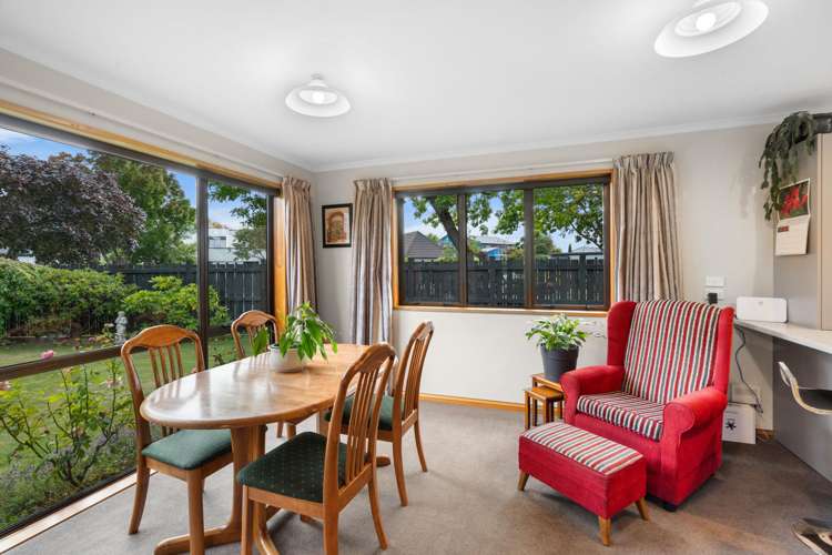 14 Brockhall Lane Avonhead_4