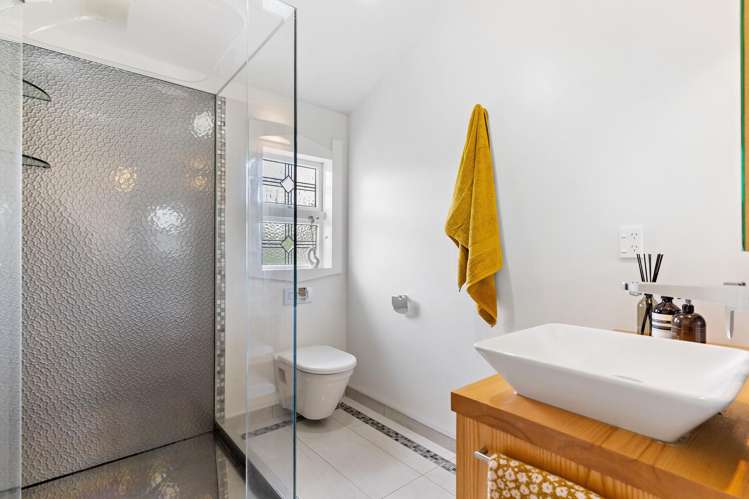 2/13 Alford Street Waterview_11