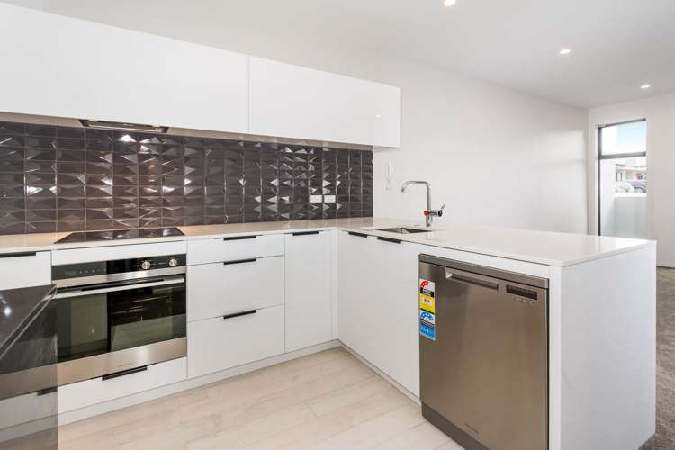 28/4 Stables Lane Silverdale_6