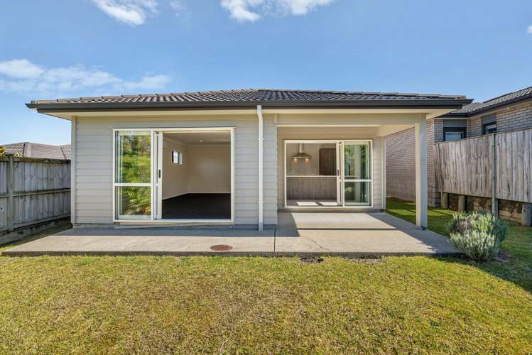 81 Maylee Crescent Gulf Harbour_17