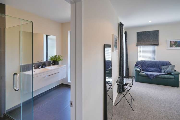 52 Faulks Drive Lincoln_14