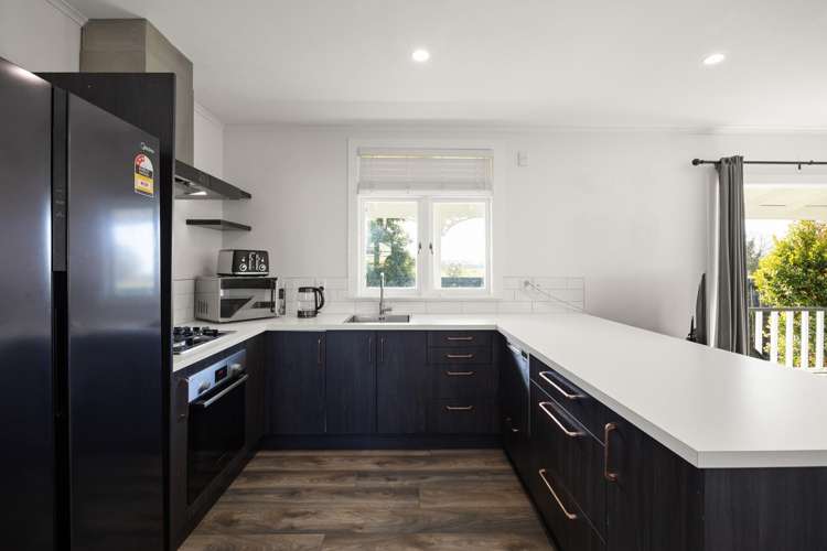 6183A Great South Road_2