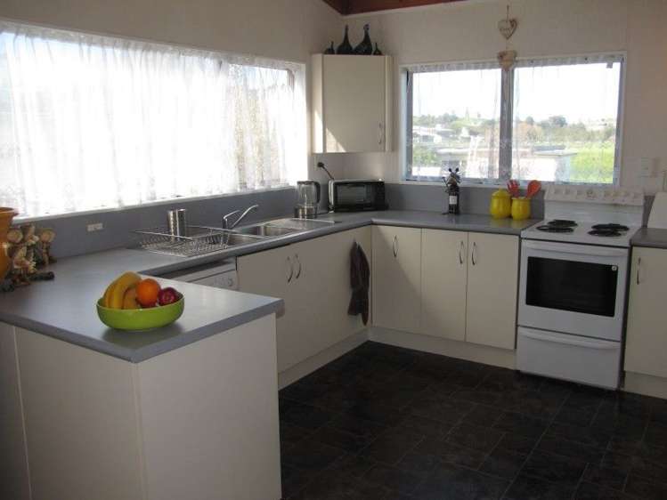 119 Lowe Avenue Thames_8