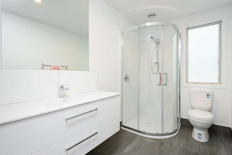 18b The Drive Brookfield_11