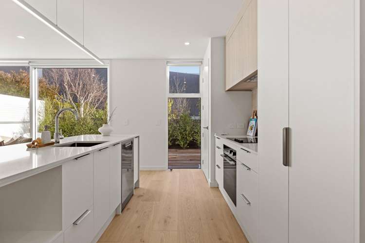 196 Main Road Redcliffs_5