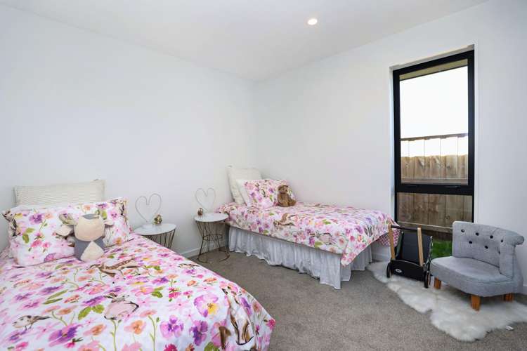 52 Strowan Avenue Elgin_31