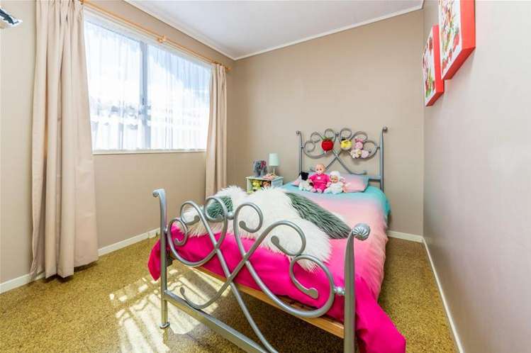 3 Sikkim Crescent Clover Park_6