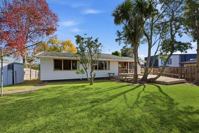 Timber Charm on over 1000sqm of Prime Land
