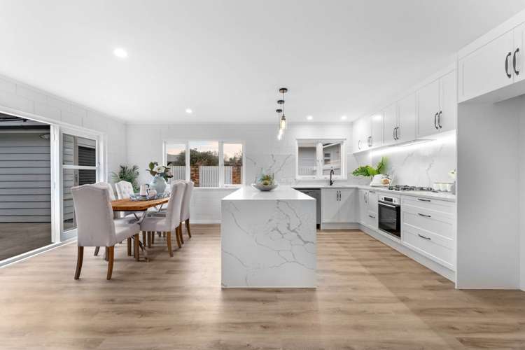 53 Aramoana Avenue Devonport_18