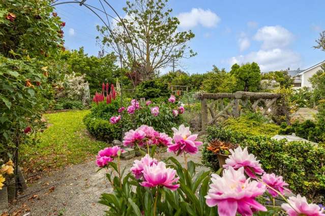 Only $499,000! Wow What a Buy