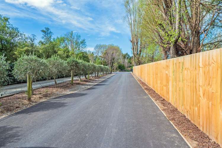 64A Allin Drive Waikuku Beach_26