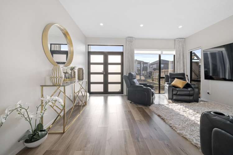 13 Downpatrick Drive Flat Bush_1