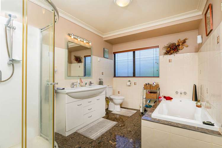 301a Glengarry Road Glen Eden_12