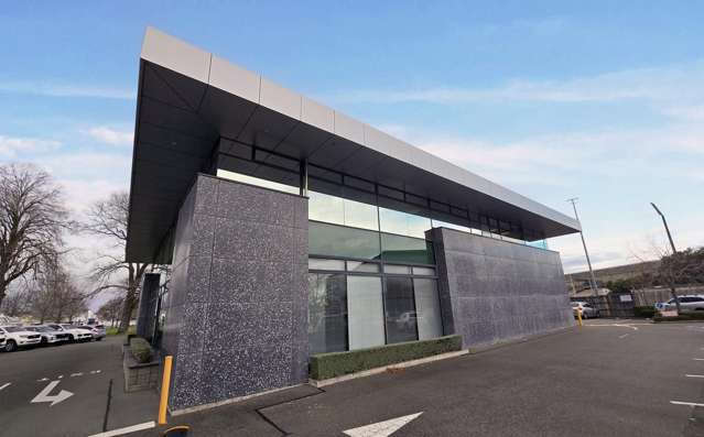 1/1 Show Place Addington_1